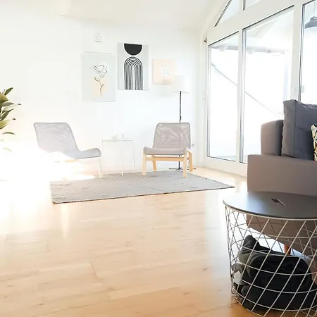 Appartement Loftartige Mit Malerischen Ausblick