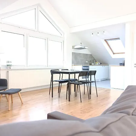 Loftartige Mit Malerischen Ausblick Oberderdingen
