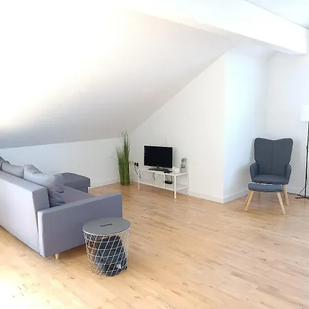 Loftartige Mit Malerischen Ausblick Oberderdingen