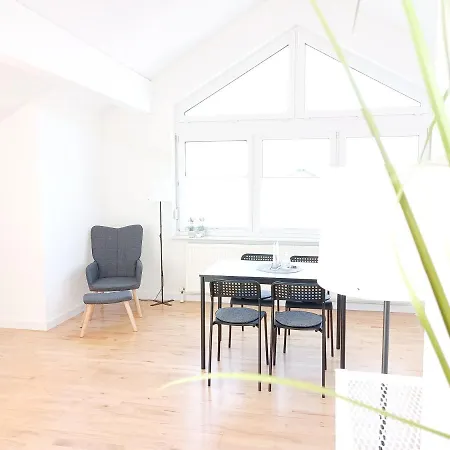 Loftartige Mit Malerischen Ausblick Oberderdingen